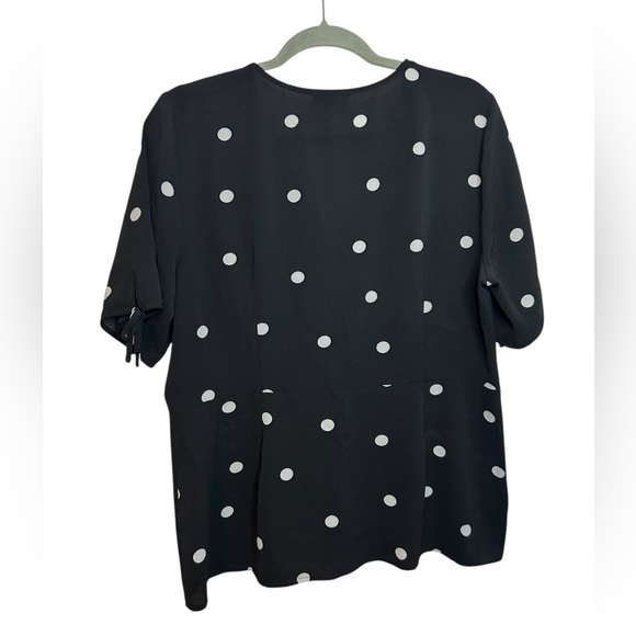 Vince Camuto Black & White Polka Dot Button Front Blouse - Picture 2 of 5